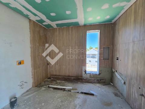 Moradia Isolada T6 Venda em Fernão Ferro,Seixal