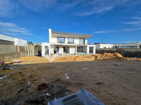 Moradia Isolada T6 Venda em Fernão Ferro,Seixal