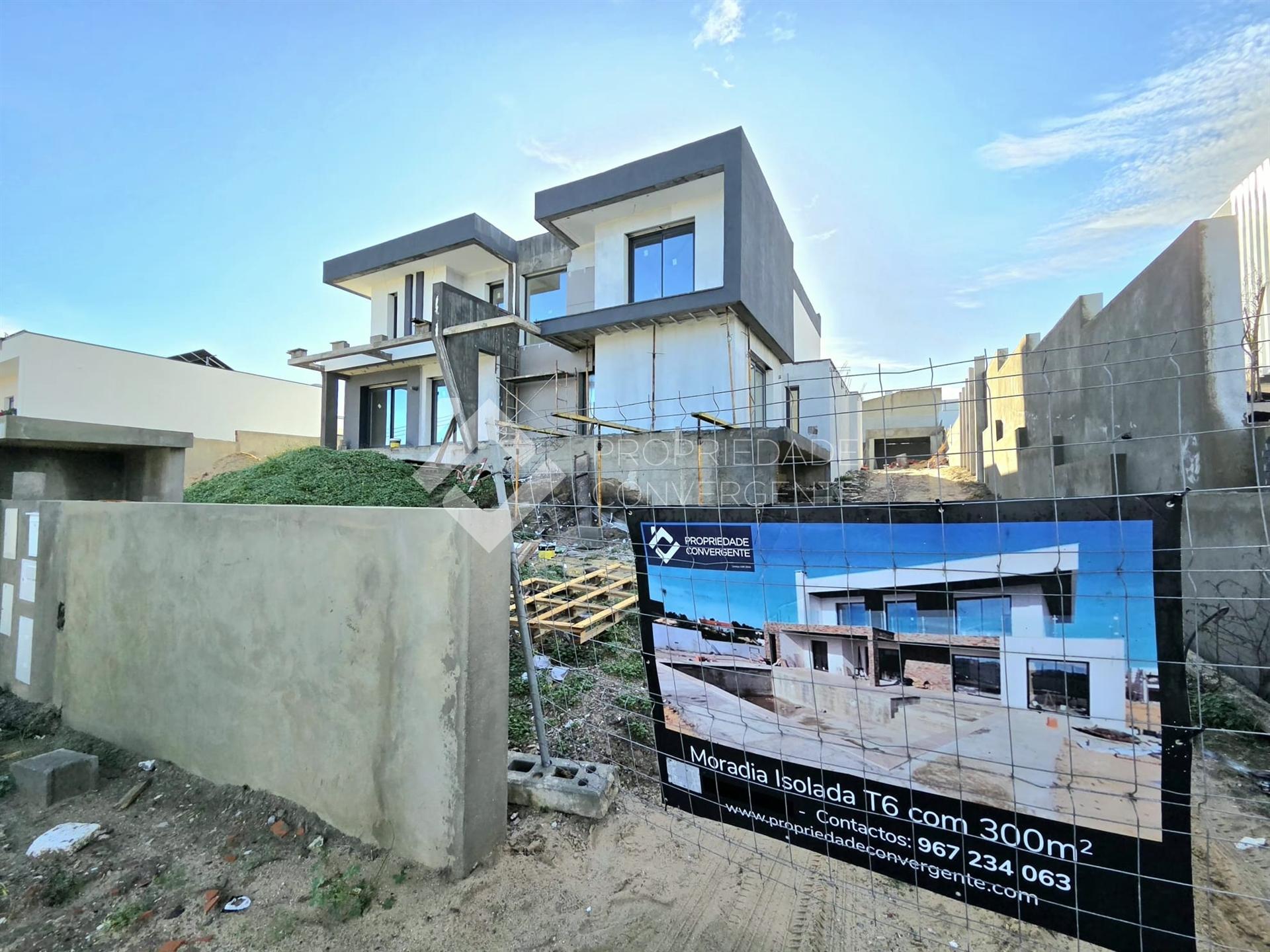 Moradia Isolada T5 Venda em Fernão Ferro,Seixal