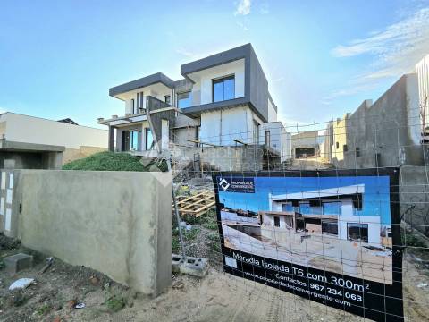 Moradia Isolada T6 Venda em Fernão Ferro,Seixal