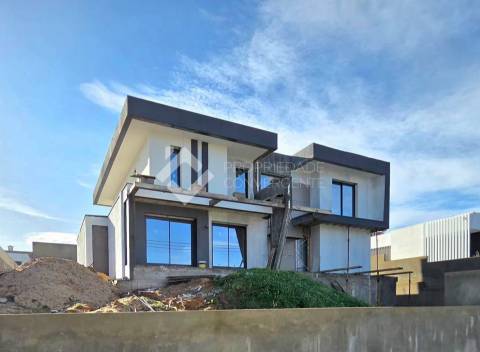 Moradia Isolada T6 Venda em Fernão Ferro,Seixal