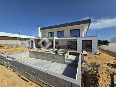 Moradia Isolada T5 Venda em Fernão Ferro,Seixal
