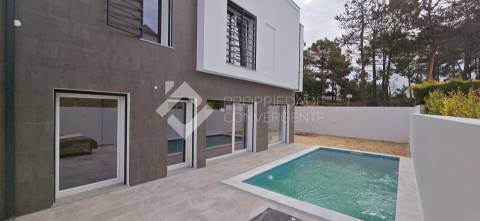 Moradia T3 Venda em Sesimbra (Castelo),Sesimbra