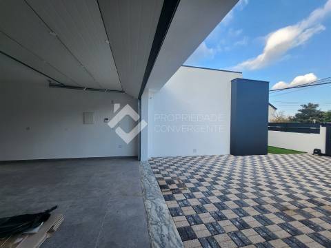 Moradia T4 Venda em Azeitão (São Lourenço e São Simão),Setúbal