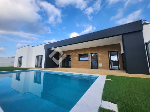 Moradia T4 Venda em Azeitão (São Lourenço e São Simão),Setúbal