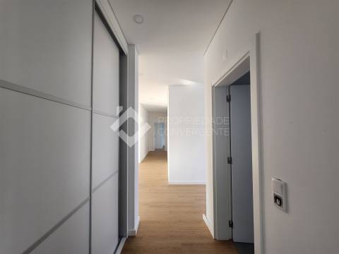 Moradia T4 Venda em Azeitão (São Lourenço e São Simão),Setúbal