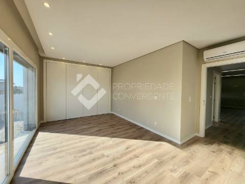 Moradia T3 Venda em Fernão Ferro,Seixal