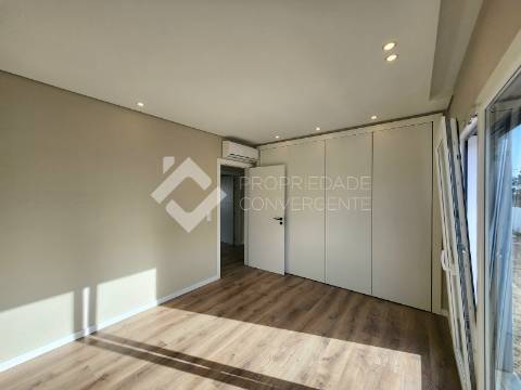 Moradia T3 Venda em Fernão Ferro,Seixal