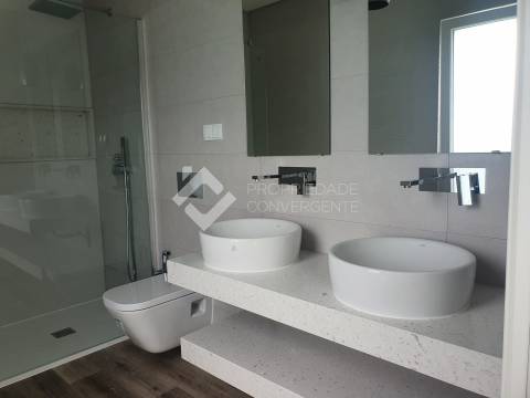 Moradia T3 Venda em Fernão Ferro,Seixal