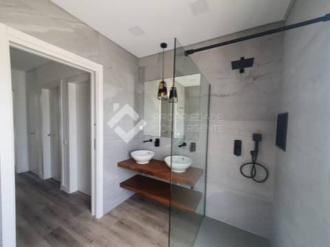 Moradia T3 Venda em Fernão Ferro,Seixal