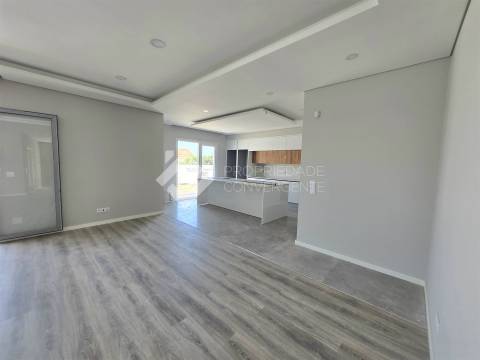 Moradia T4 Venda em Azeitão (São Lourenço e São Simão),Setúbal