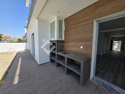Moradia T4 Venda em Azeitão (São Lourenço e São Simão),Setúbal