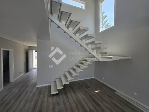 Moradia T4 Venda em Azeitão (São Lourenço e São Simão),Setúbal