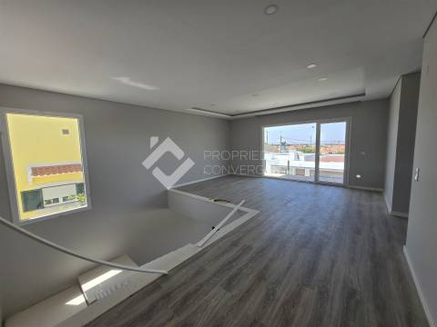 Moradia T4 Venda em Azeitão (São Lourenço e São Simão),Setúbal