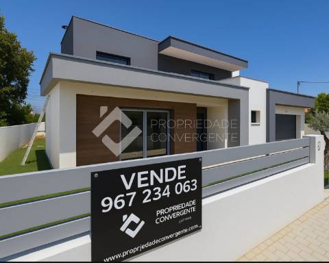 Moradia T4 Venda em Azeitão (São Lourenço e São Simão),Setúbal