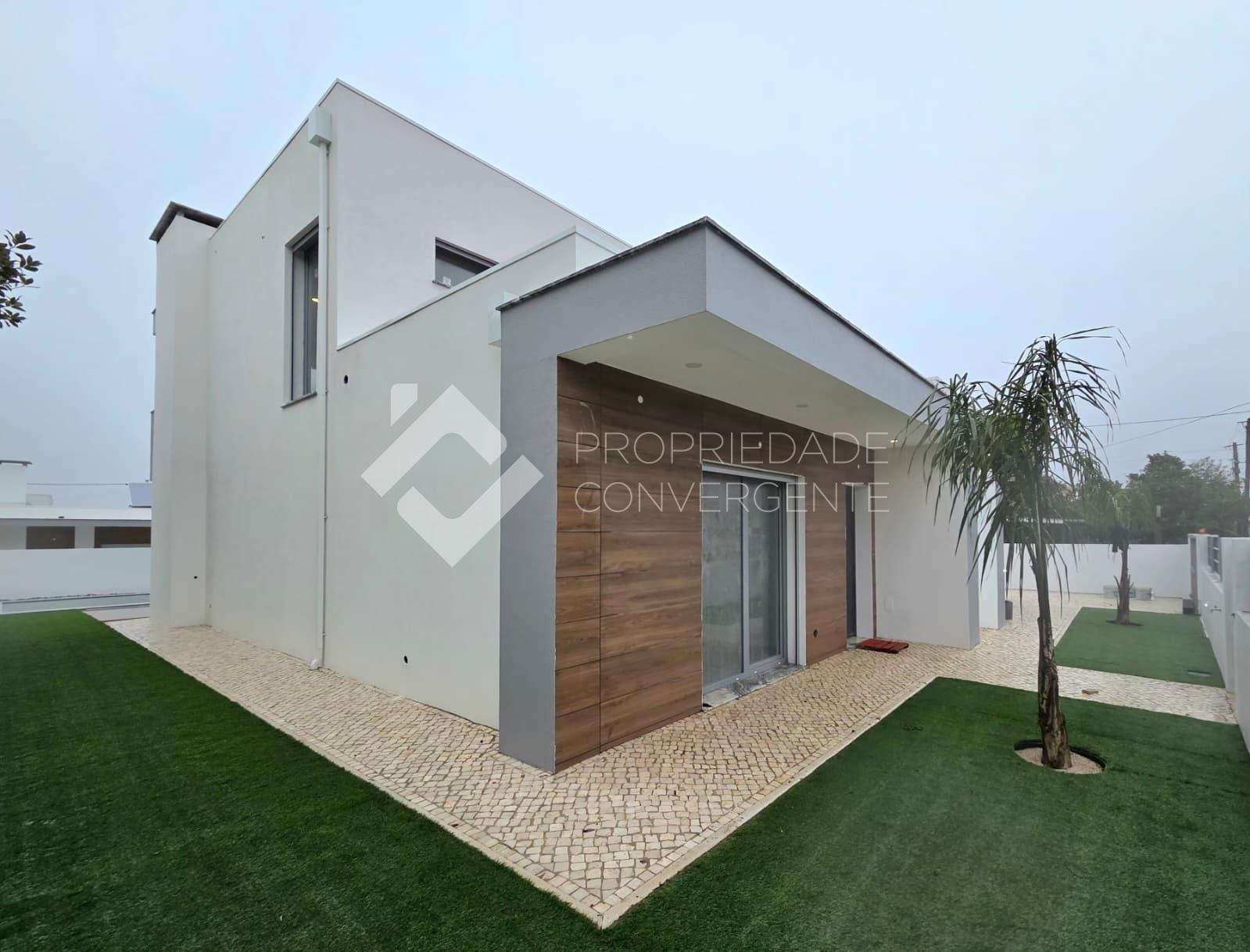 Moradia T4 Venda em Azeitão (São Lourenço e São Simão),Setúbal