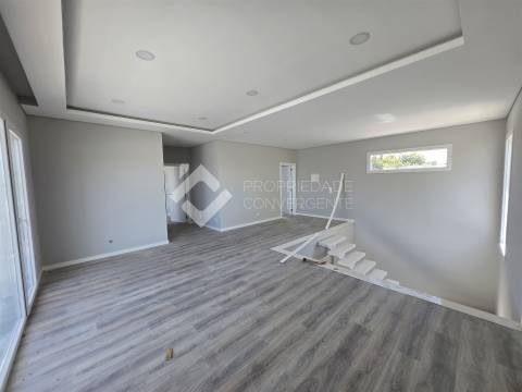 Moradia T4 Venda em Azeitão (São Lourenço e São Simão),Setúbal