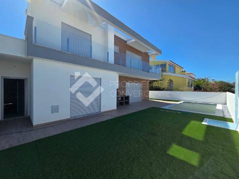 Moradia T4 Venda em Azeitão (São Lourenço e São Simão),Setúbal