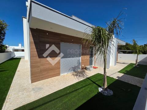 Moradia T4 Venda em Azeitão (São Lourenço e São Simão),Setúbal