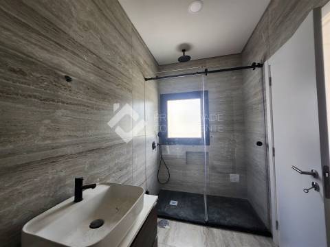 Moradia de Luxo T4 com piscina - Azeitão