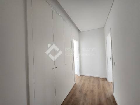 Moradia de Luxo T4 com piscina - Azeitão