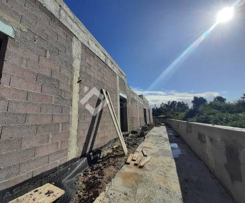 Moradia Geminada T3+1 Venda em Santa Maria da Feira, Travanca, Sanfins e Espargo,Santa Maria da Feira