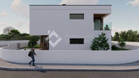 Moradia Isolada T4 com piscina - Azeitão