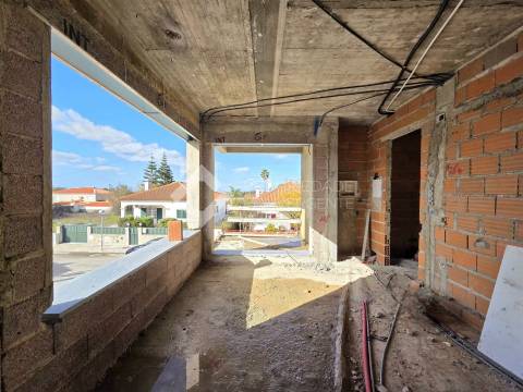 Moradia Isolada T4 com piscina - Azeitão