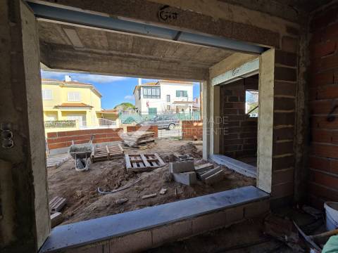 Moradia Isolada T4 com piscina - Azeitão