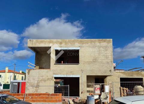 Moradia Isolada T4 com piscina - Azeitão