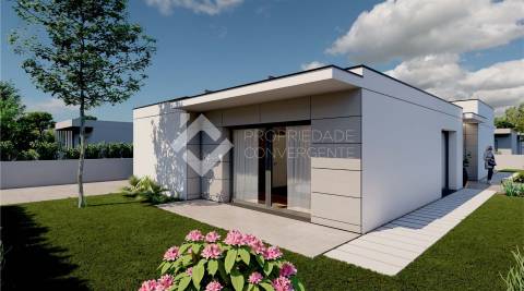 Moradia Isolada T4 com piscina - Azeitão