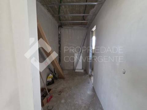 Moradia Isolada T4 com piscina - Azeitão