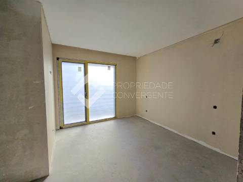 Moradia Isolada T4 com piscina - Azeitão