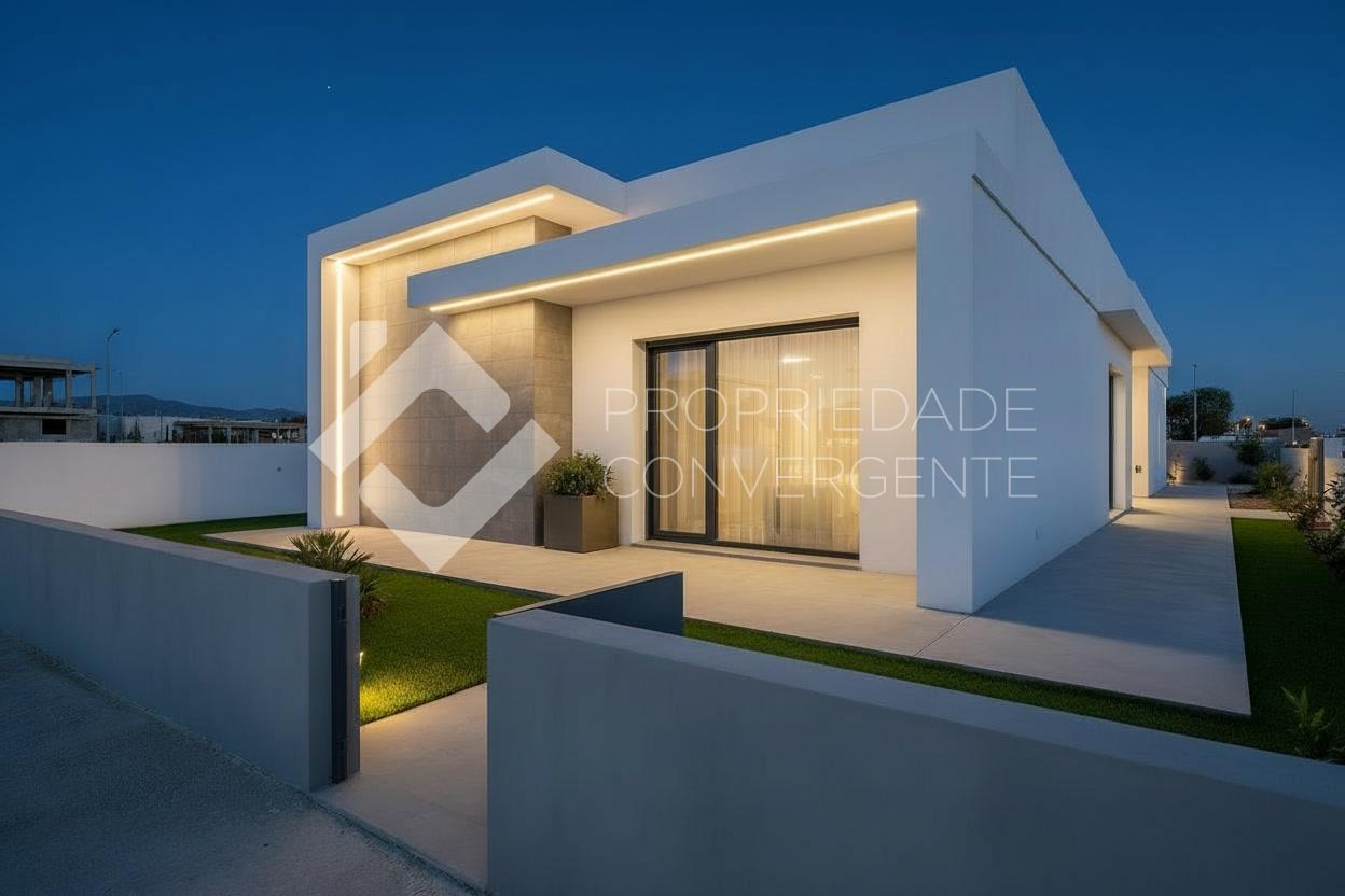 Moradia Isolada T4 com piscina - Azeitão