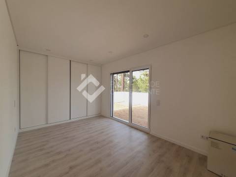 Moradia Isolada T3 com piscina - Azeitão