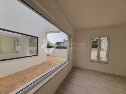 Moradia Isolada T3 com piscina - Azeitão