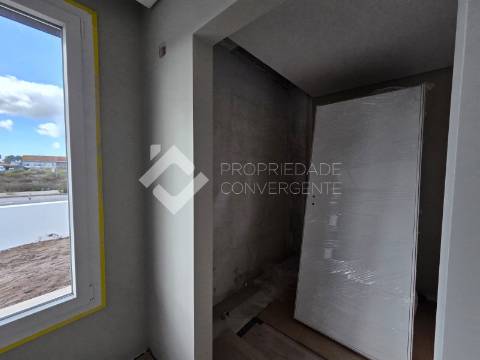 Moradia Isolada T3 com piscina - Azeitão