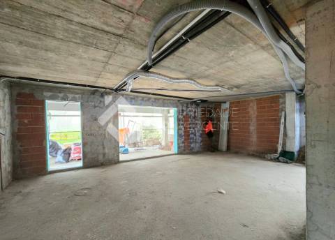 Moradia T4 com piscina - Charneca de Caparica