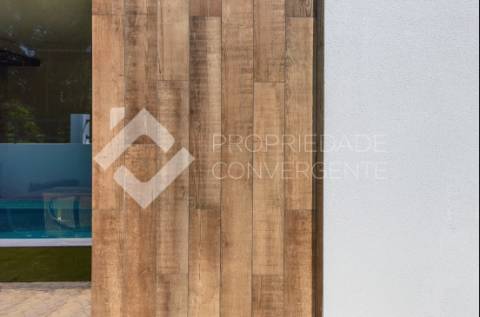 Moradia Isolada Térrea T3 com piscina - Fernão Ferro