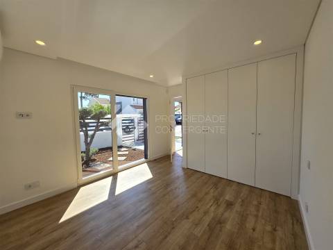 Moradia Isolada T4 com piscina - Azeitão