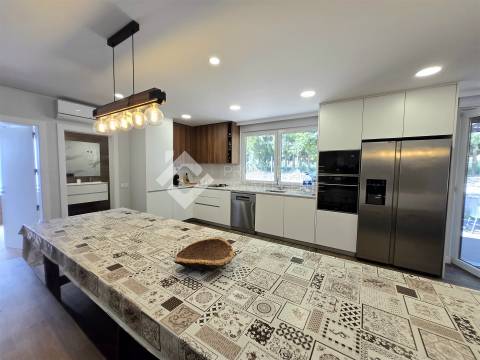 Quinta T4 Venda em Azeitão (São Lourenço e São Simão),Setúbal