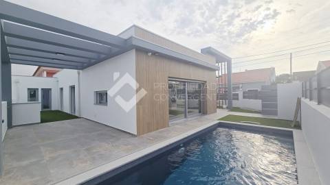 Moradia T3 - Fernão Ferro, Pinhal do General