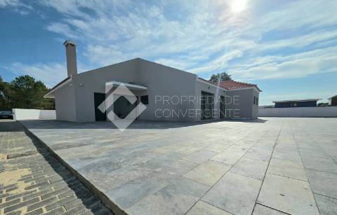 Moradia T5 isolada - Quinta do Anjo, Palmela