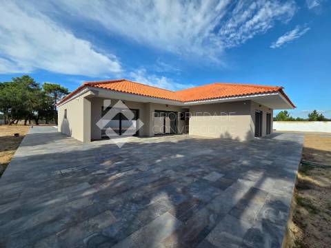 Moradia T5 isolada - Quinta do Anjo, Palmela