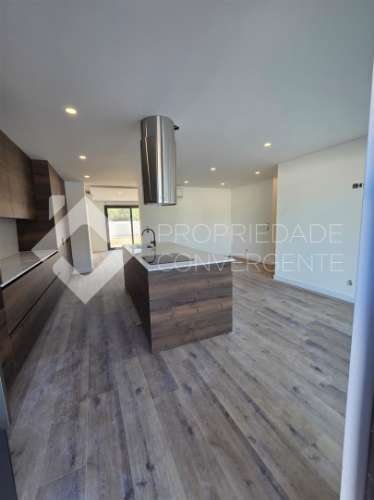 Moradia T5 isolada - Quinta do Anjo, Palmela