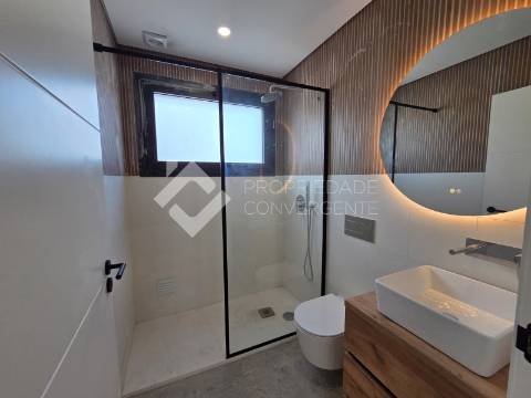 Moradia T5 isolada - Quinta do Anjo, Palmela