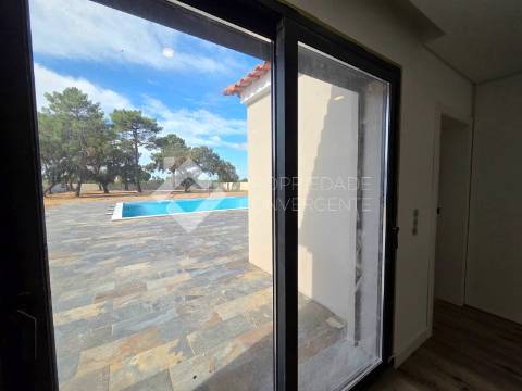 Moradia T5 isolada - Quinta do Anjo, Palmela