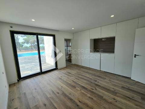 Moradia T5 isolada - Quinta do Anjo, Palmela