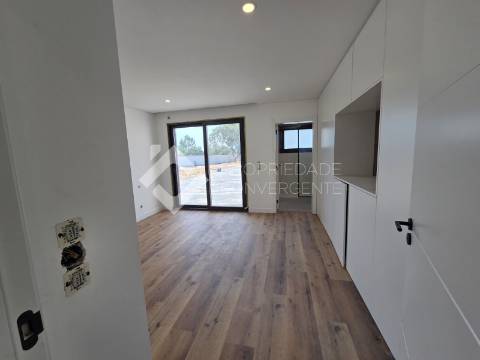 Moradia T5 isolada - Quinta do Anjo, Palmela