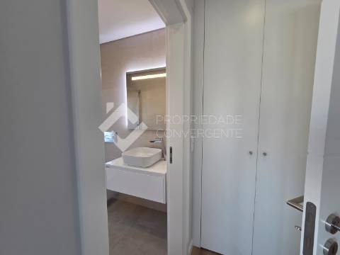 Moradia Isolada T3 com piscina - Azeitão